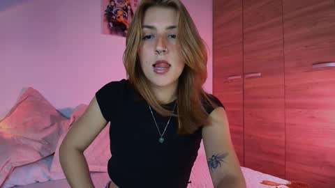 Snapshot of jacky_croft chatting on March 3, 3:41 am Linda Sofia help me get to 100 thumbs up online show from March 3, 3:41 am