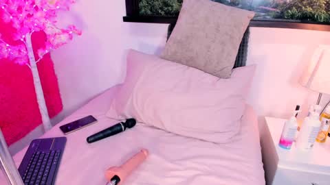 Jacky hoott online show from January 20, 1:32 pm