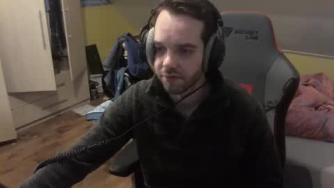 Snapshot of jackynee chatting on December 13, 10:13 pm Jack online show from December 13, 10:13 pm