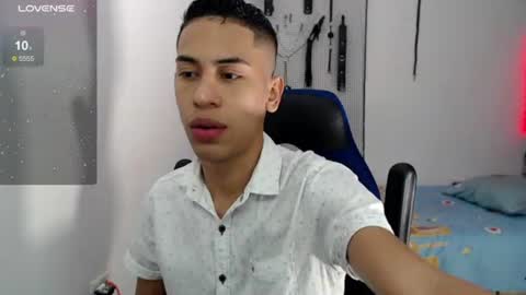 Snapshot of jacob_wolf_xxx chatting on September 21, 4:25 am jacob online show from September 21, 4:25 am