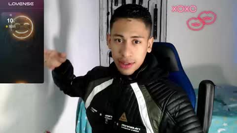 Snapshot of jacob_wolf_xxx chatting on October 15, 3:28 am jacob online show from October 15, 3:28 am