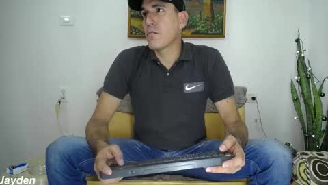 Jacob And Jayden online show from January 6, 6:33 pm