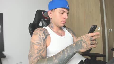 Snapshot of jacobb116 chatting on September 29, 12:05 am jacobb116 online show from September 29, 12:05 am