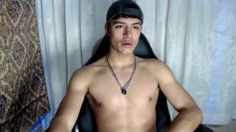 Snapshot of jacobbakerr chatting on November 9, 11:41 am Jacobbakerr online show from November 9, 11:41 am