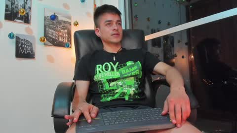 JACOB STONES online show from December 5, 3:26 am