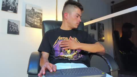 JACOB STONES online show from January 20, 5:48 am