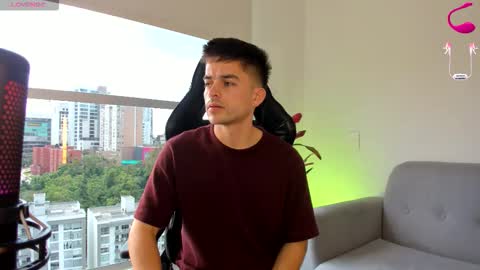 Snapshot of jacobstones_ chatting on November 7, 7:03 pm JACOB STONES online show from November 7, 7:03 pm