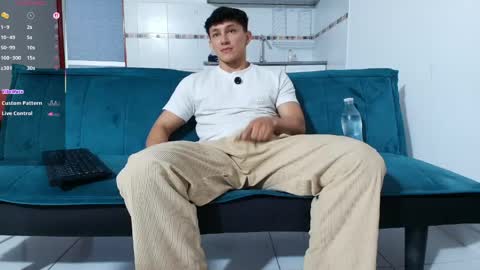 jacobo online show from June 5, 2:12 pm