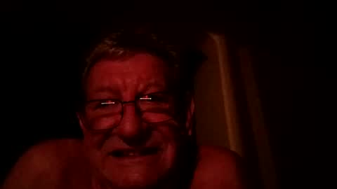 Snapshot of jacques_de_france chatting on February 1, 2:37 am Jacques online show from February 1, 2:37 am