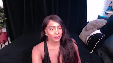 Snapshot of jade1677 chatting on October 29, 4:04 am Jade online show from October 29, 4:04 am