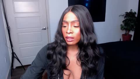 Snapshot of jade1677 chatting on November 25, 3:28 am Jade online show from November 25, 3:28 am