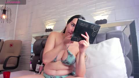  JADE  online show from February 5, 12:32 pm