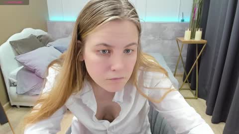 Jade online show from January 3, 11:33 pm