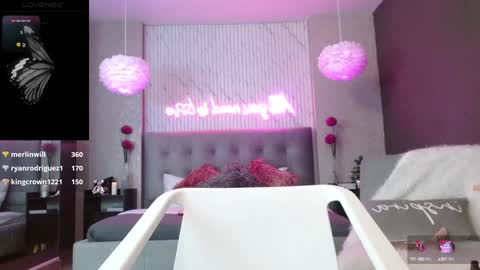 JADE online show from January 10, 11:18 pm