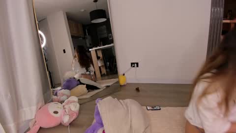 Snapshot of jade_ws chatting on December 5, 3:15 am Jade online show from December 5, 3:15 am