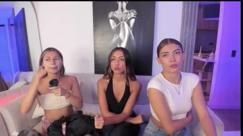 Snapshot of jade_ws chatting on October 17, 1:09 am Jade online show from October 17, 1:09 am