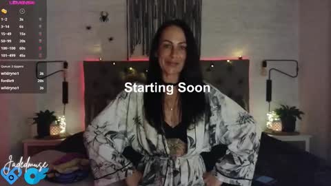 Jade online show from October 31, 8:10 pm