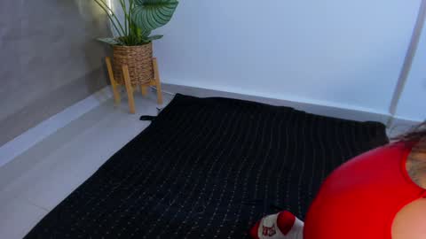 Snapshot of jadee__ chatting on January 6, 11:31 pm jadee__ online show from January 6, 11:31 pm
