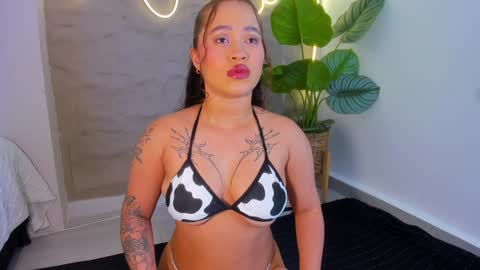 Snapshot of jadee__ chatting on January 21, 3:15 am jadee__ online show from January 21, 3:15 am