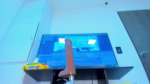 Snapshot of jadee__ chatting on February 26, 9:53 am jadee__ online show from February 26, 9:53 am