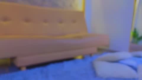 jadee__ online show from October 28, 3:10 am