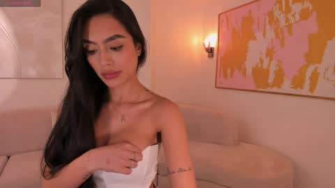 JADE EVANS online show from April 12, 11:43 pm