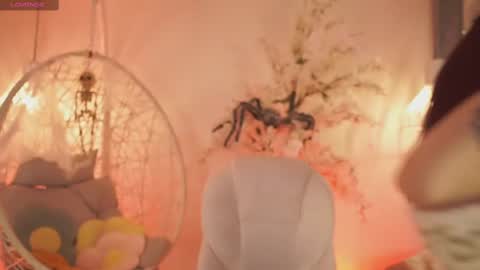 Jade Summer online show from October 6, 11:40 am