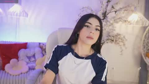 Jade Summer online show from November 29, 11:35 am