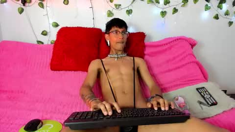 Jaick xxx online show from October 16, 12:28 pm