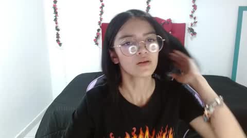 jaide387017 online show from April 22, 8:32 pm