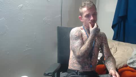 showingitoff online show from October 4, 10:19 pm