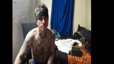 showingitoff online show from January 9, 6:27 am