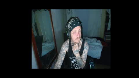 showingitoff online show from April 12, 3:22 am