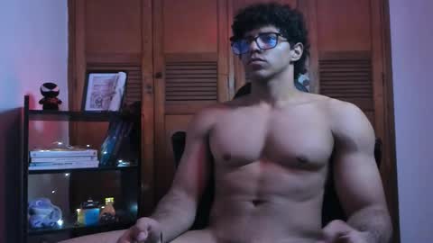 jake_hill1 online show from September 16, 5:52 am