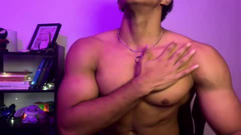 Snapshot of jake_hill1 chatting on December 17, 4:29 am jake_hill1 online show from December 17, 4:29 am