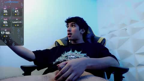 Snapshot of jake_tripp chatting on February 10, 6:31 am jake_tripp online show from February 10, 6:31 am