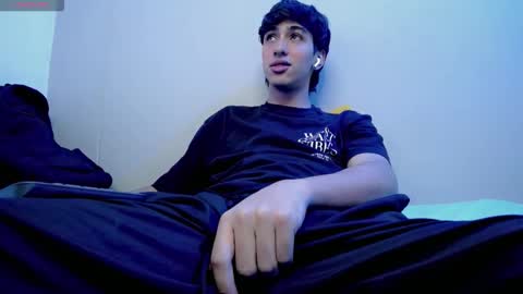 Snapshot of jake_tripp chatting on December 15, 4:17 am jake_tripp online show from December 15, 4:17 am