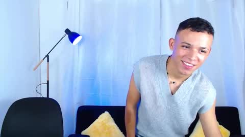 Jake online show from December 4, 3:10 pm