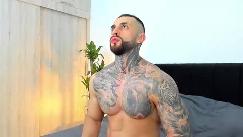 Snapshot of jakeortega chatting on September 15, 1:05 am Jake Orthega online show from September 15, 1:05 am