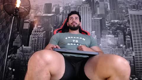 Snapshot of jakeskye chatting on December 3, 4:03 am JakeSkye online show from December 3, 4:03 am