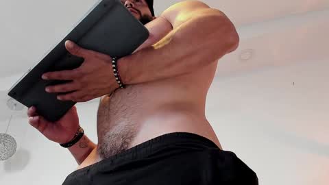 Snapshot of jakeskye chatting on January 12, 6:06 am JakeSkye online show from January 12, 6:06 am