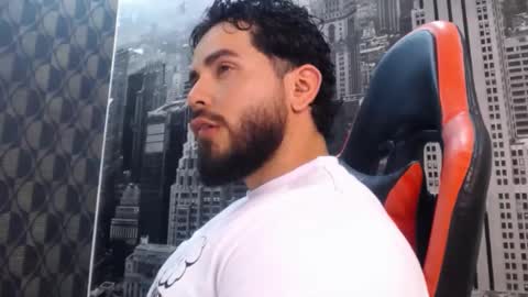 Snapshot of jakeskye chatting on January 24, 3:22 am JakeSkye online show from January 24, 3:22 am