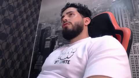 Snapshot of jakeskye chatting on January 24, 6:35 am JakeSkye online show from January 24, 6:35 am