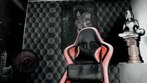 Snapshot of jakeskye chatting on March 1, 1:00 am JakeSkye online show from March 1, 1:00 am