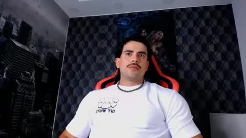 Snapshot of jakeskye chatting on March 9, 11:25 pm JakeSkye online show from March 9, 11:25 pm