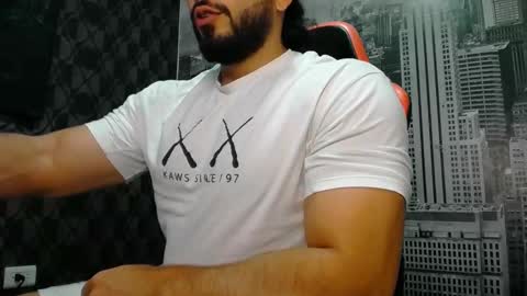 Snapshot of jakeskye chatting on September 10, 3:23 pm JakeSkye online show from September 10, 3:23 pm