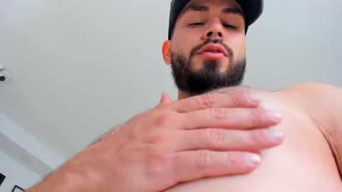 Snapshot of jakeskye chatting on October 8, 1:42 pm JakeSkye online show from October 8, 1:42 pm