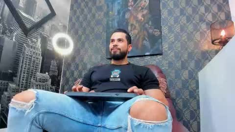 Snapshot of jakeskye chatting on November 15, 2:46 pm JakeSkye online show from November 15, 2:46 pm