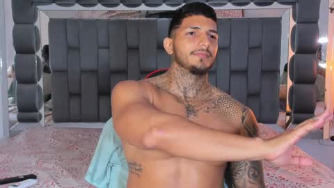 Snapshot of jaketayler10 chatting on December 6, 7:10 am my name is sebas If you come here dont hesitate to say hello Im a guy who really likes having conversations and having hot online show from December 6, 7:10 am