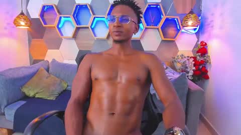 Snapshot of jamalmyst_ chatting on February 22, 1:44 am online show from February 22, 1:44 am